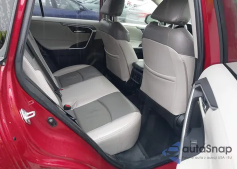 2019 Toyota Rav4 Xle from USA, damaged, VIN JTMP1RFV9KJ008226